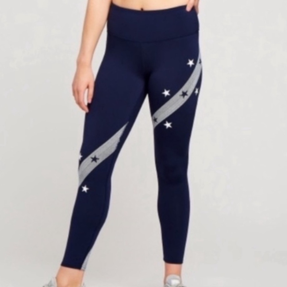 🛍 6 for $35 • Soulcycle Navy Wraparound Stars and Stripes Printed Leggings